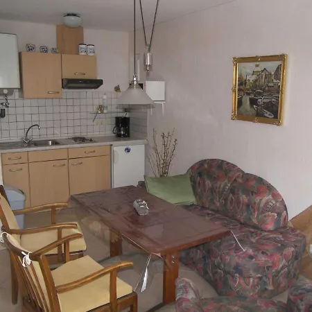 Ostsee Mit Kamin & Terrasse Lägenhet *